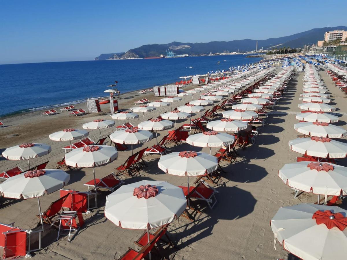La Casa Del Mare Appartement Savona Buitenkant foto